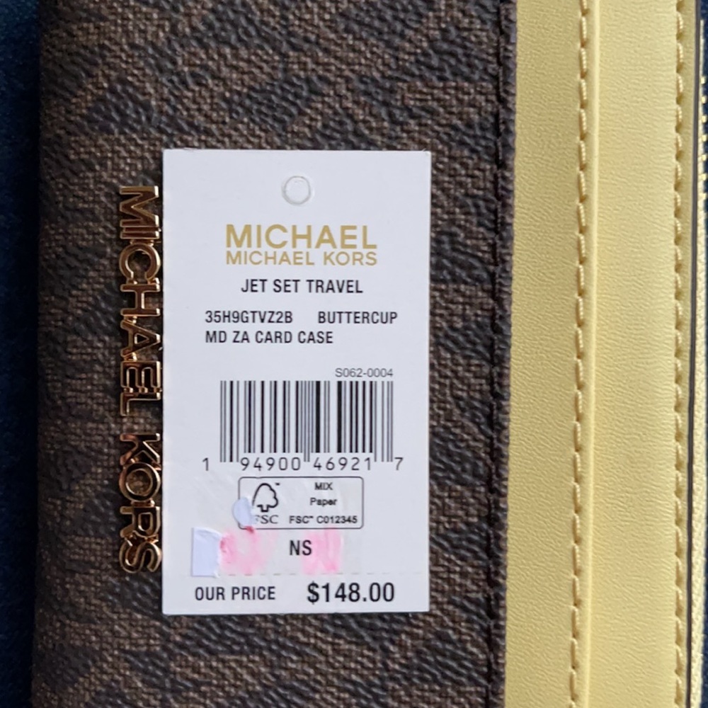 Michael Kors Medium Zip Around Card Case - Picture 6 of 16